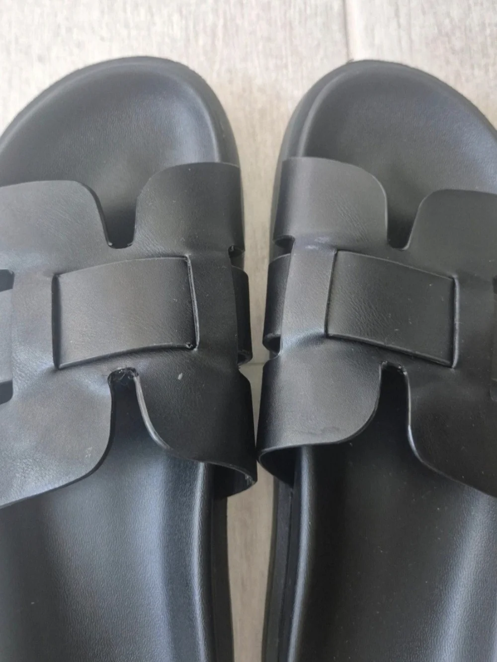 Comfortable H&M Slides Sandals Size 8